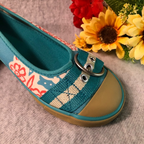 NWOT - Floral Print Buckle-Trim Sneaker Flats - Picture 16 of 16